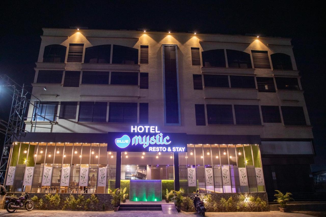 Hotel Blue Mystic Hinjawadi Dış mekan fotoğraf